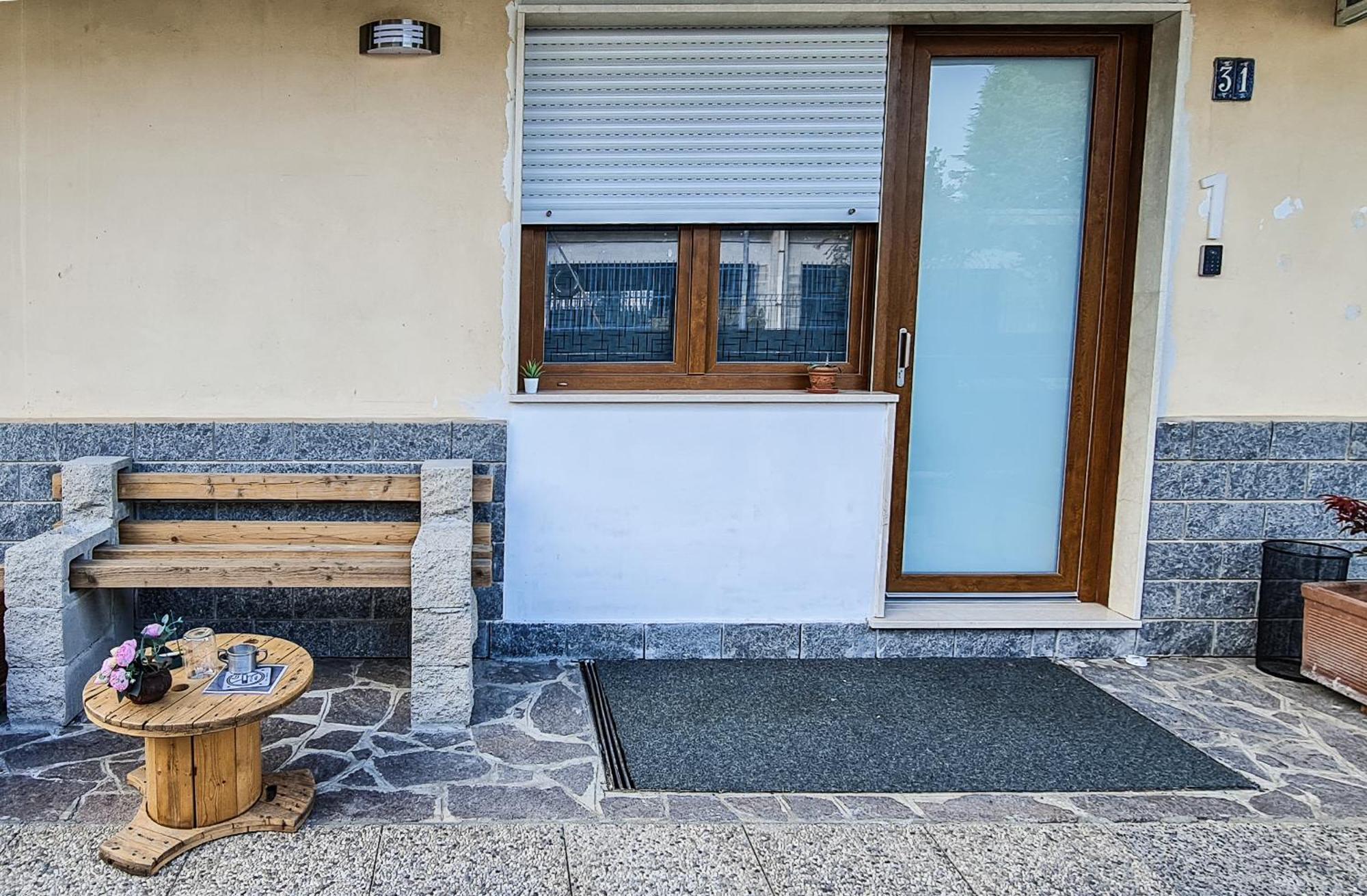 Adriroomsrho Bagian luar foto